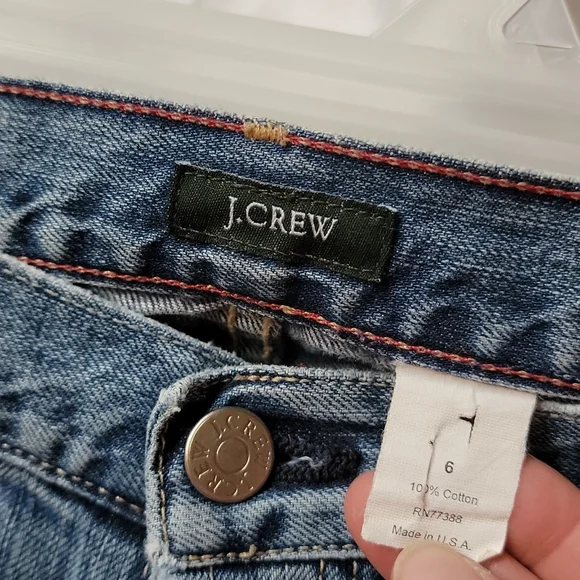 J.Crew Classic Button Fly Bootcut Jeans. SZ 6 100% cotton.... no stretch. - Picture 2 of 8